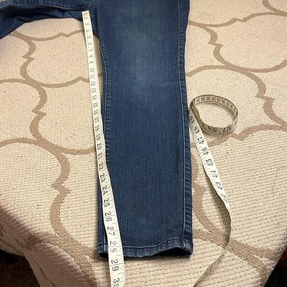 Torrid Bombshell Skinny Premium Stretch Women's Blue Jeans - Picture 10 of 17